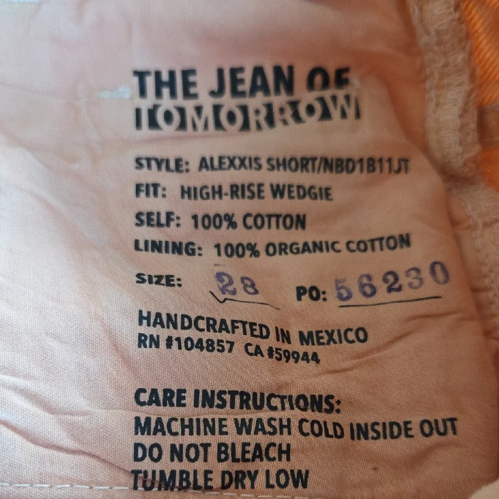 AG‎ Alexxis Women’s Peach Denim Shorts